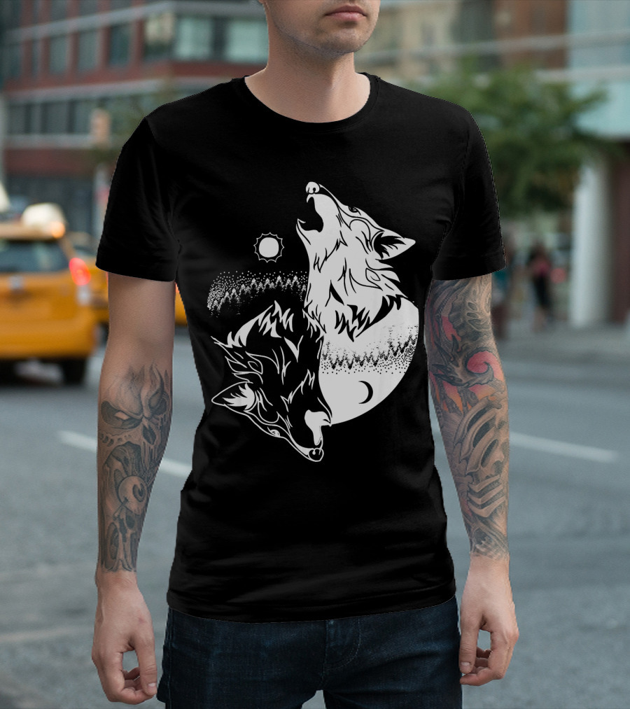 Wolf Yin Yang Skoll Symbol Night Day Duality T-Shirt
