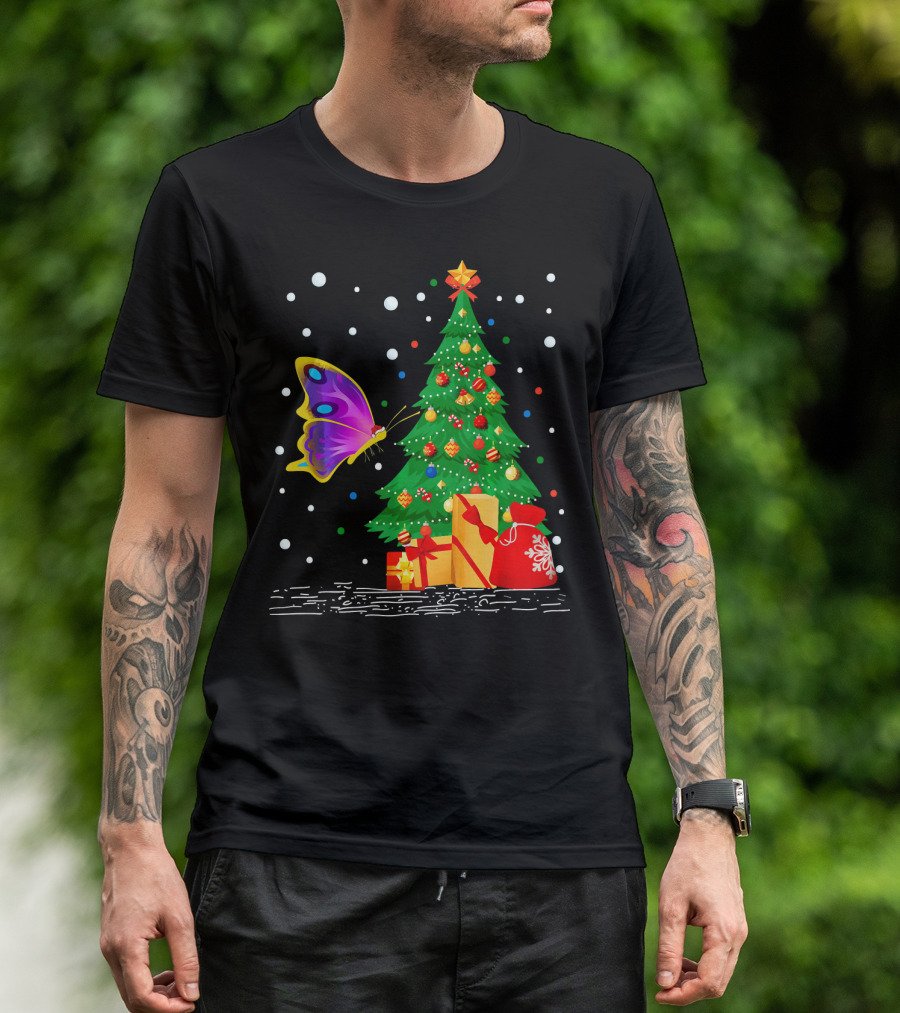 Butterflies Lover Santa Hat Christmas Tree And Gifts T-Shirt