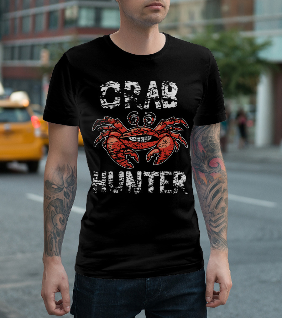 Crab Hunter Fishing Graphic With Smiling Crab Image T-Shirt