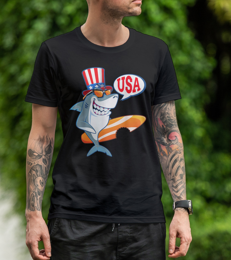 USA Fourth Of July Daddy Shark U Patriotic Hat Surfboard T-Shirt