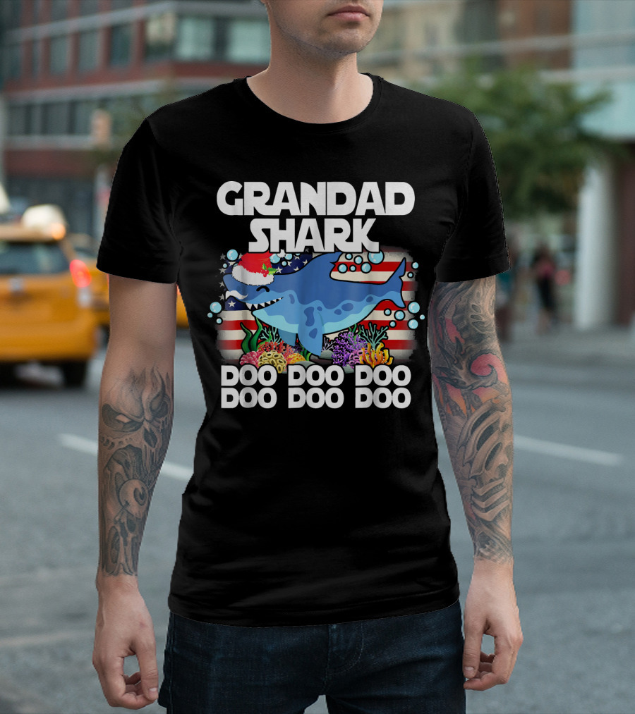 Grandad Shark Doo Doo Santa Hat American Flag Ocean Bubbles T-Shirt