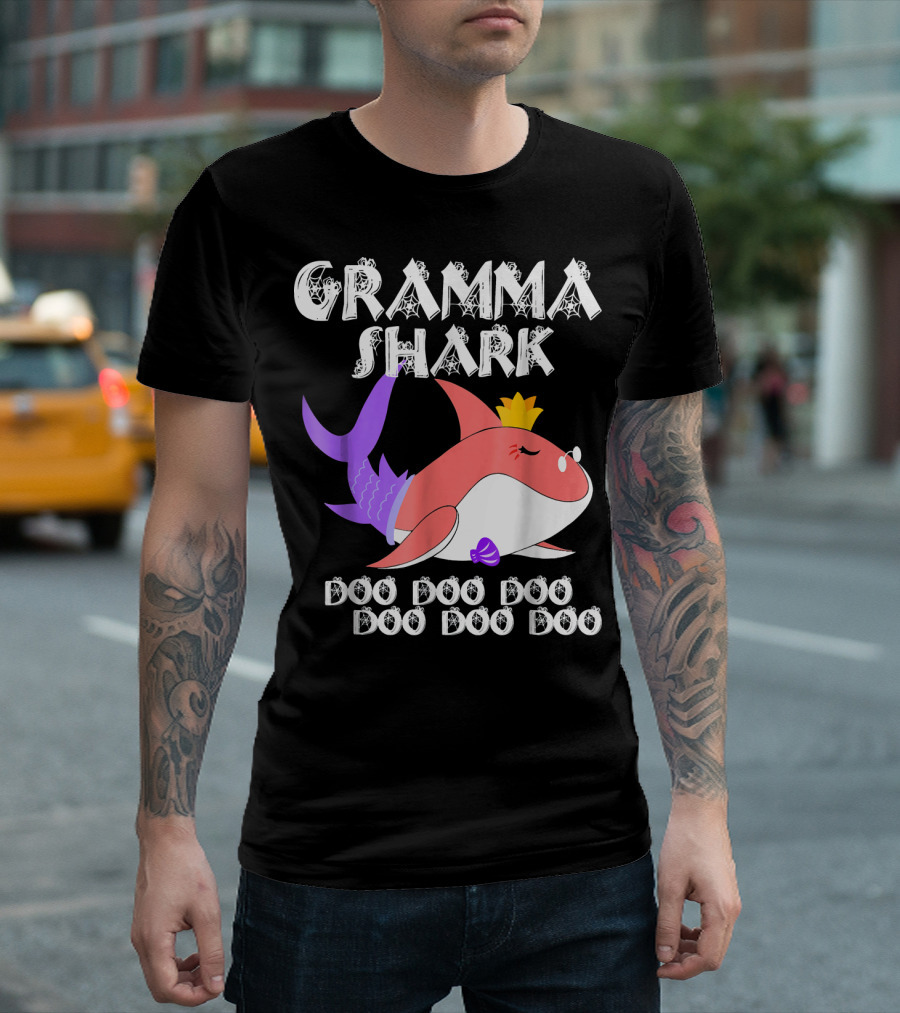 Gramma Shark Doo Doo Doo Doo Doo Doo T-Shirt