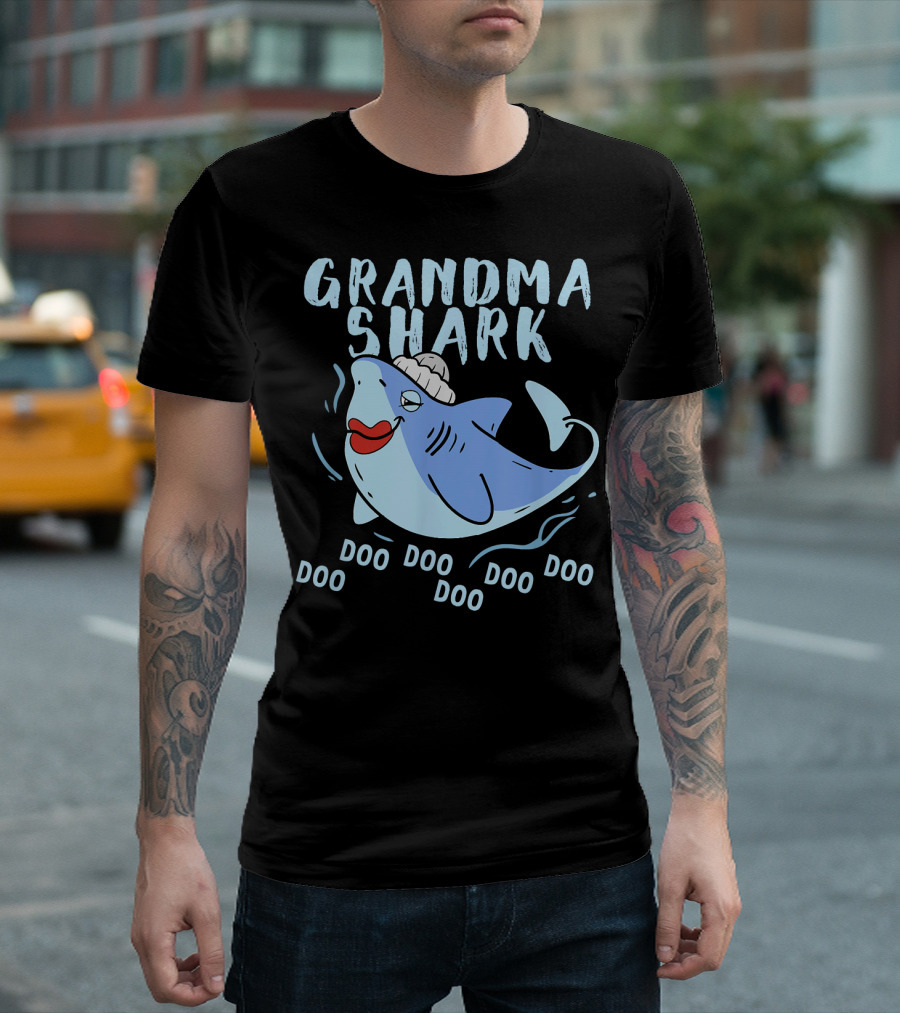 Grandma Shark Doo Doo Doo Doo For Your Grandmom T-Shirt