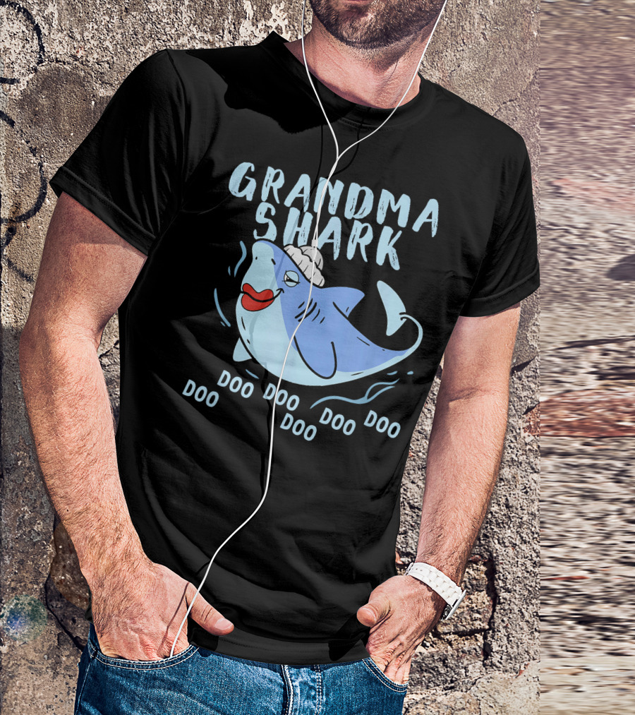 Grandma Shark Doo Doo Doo Doo For Your Grandmom T-Shirt