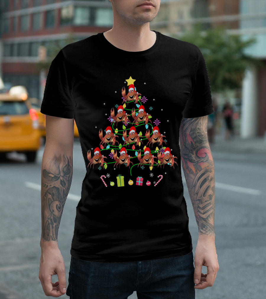 Funny Christmas Tree with Santa Hat Crabs and Colorful Holiday Decorations T-Shirt