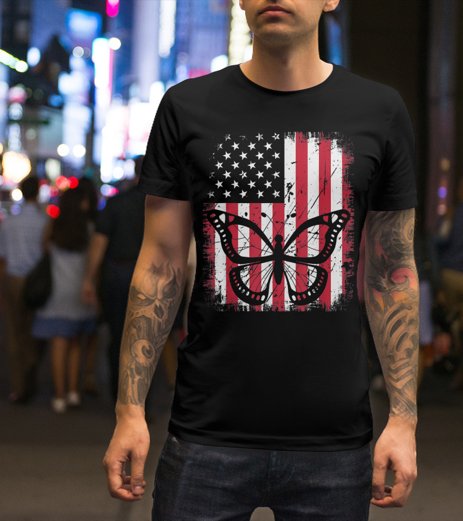 Vintage Butterfly Distressed American Flag USA T-Shirt