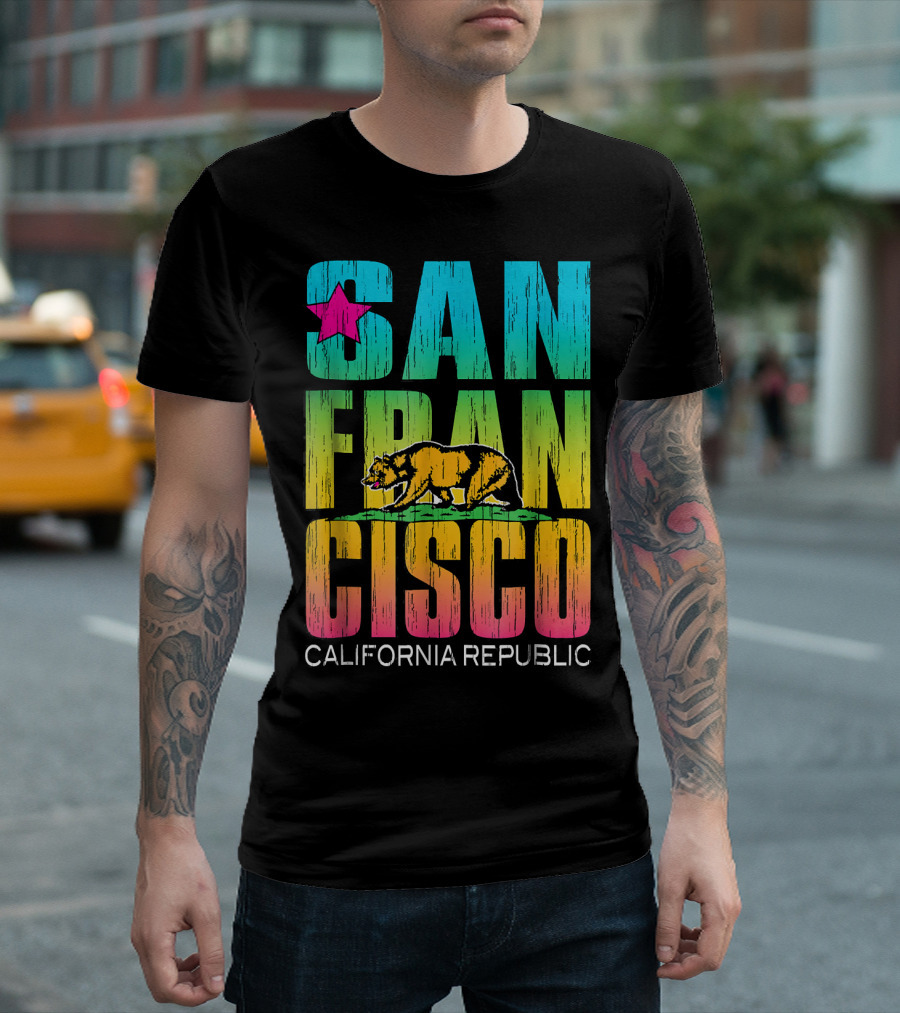 San Francisco California Republic Rainbow Bear Star T-Shirt