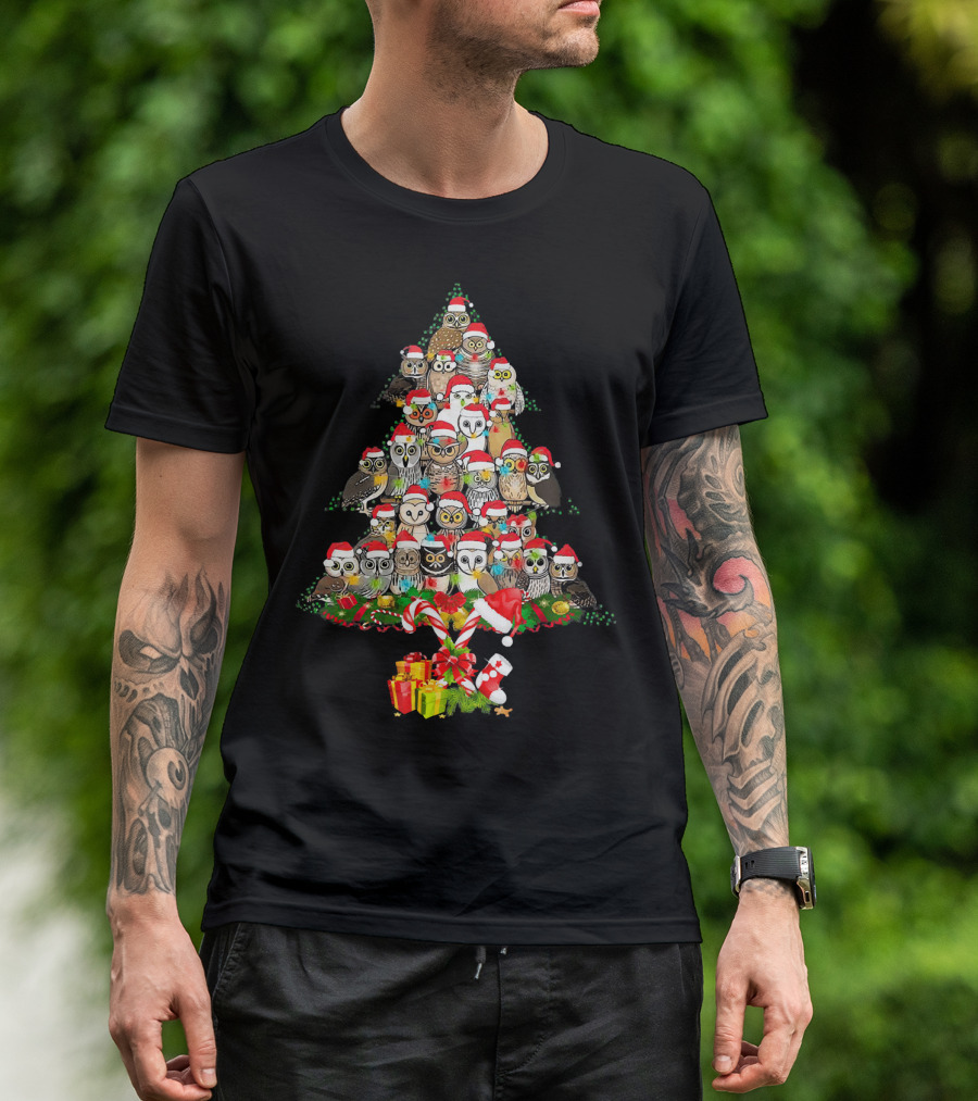 Christmas Owls Pine Tree Santa Hats Festive Owl Lovers Holiday Owls T-Shirt