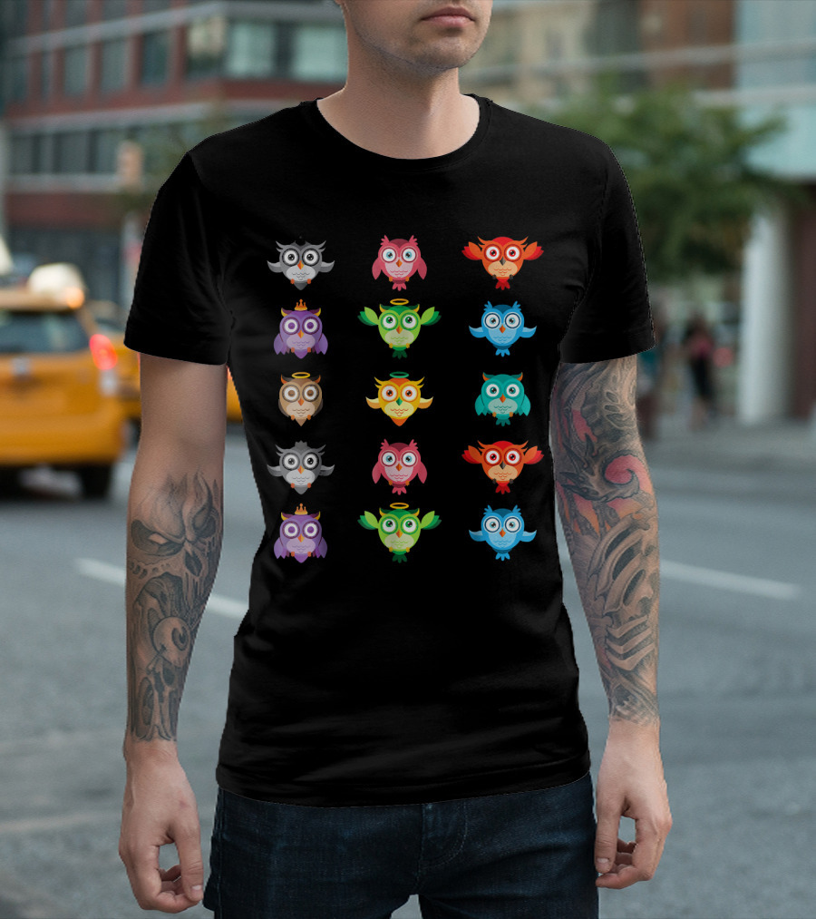 Cute Colorful Owls for Funny Owl Loving Enthusiasts T-Shirt