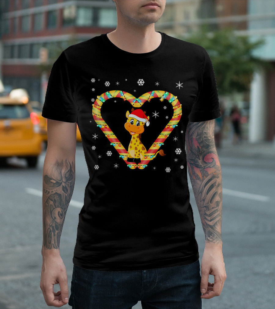 Cute Giraffe Santa Hat Candy Cane Heart Snowflakes T-Shirt