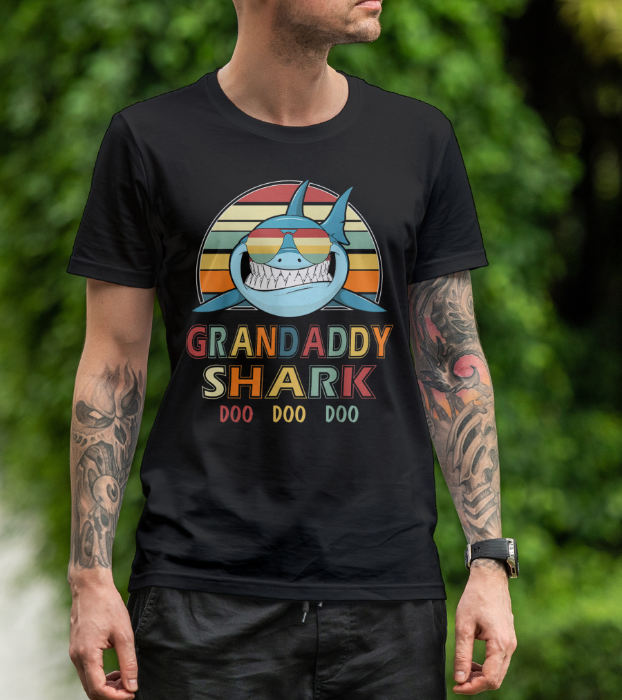 Granddaddy Shark Doo Doo Doo Retro T-Shirt