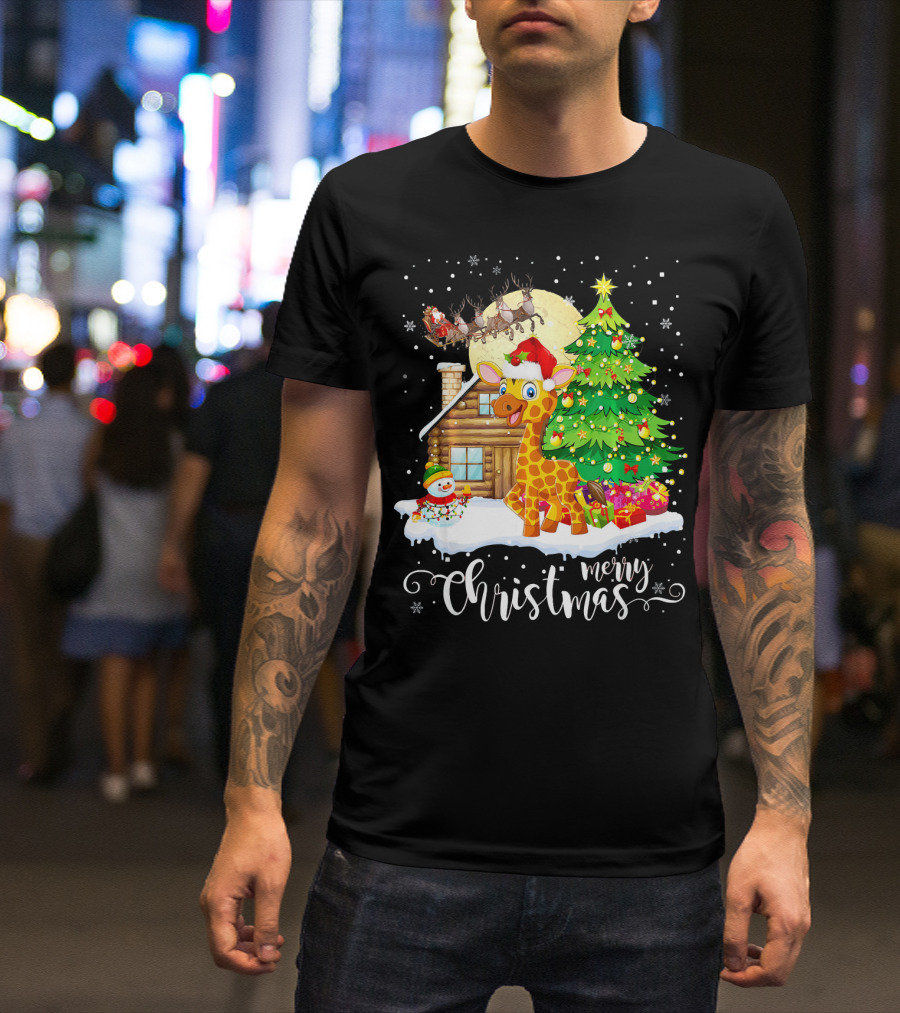 Funny Cute Giraffe Lover Merry Christmas Santa Reindeer Cabin Tree T-Shirt