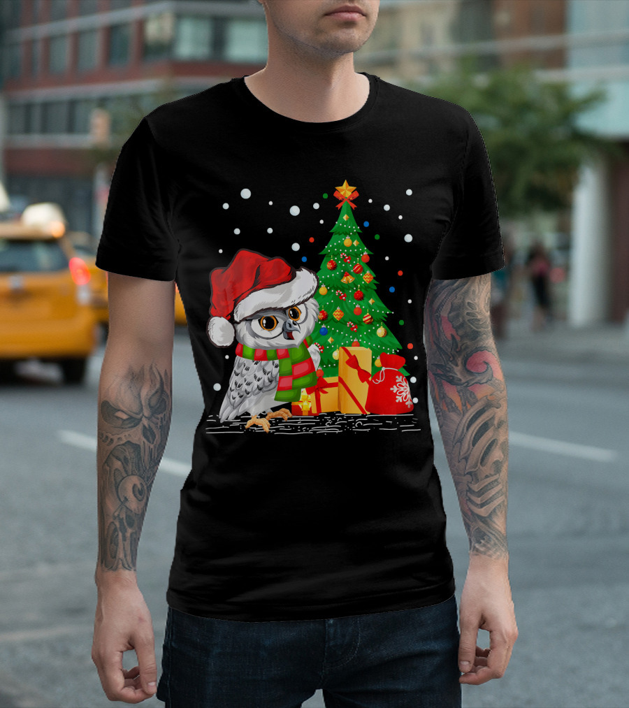 Funny Owls Bird Lover Santa Hat Christmas Tree Gifts Owl T-Shirt