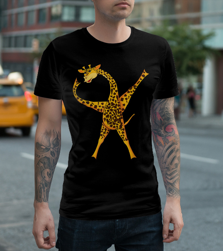 FUNNY GIRAFFE DANCING T-Shirt