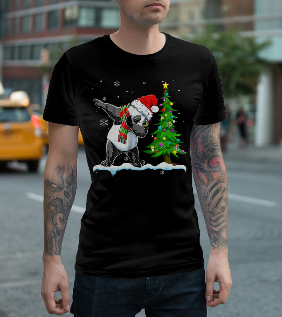 Dabbing Panda Santa Hat Snowflakes Christmas Tree T-Shirt