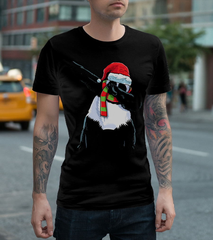 Funny Dabbing Christmas Santa Panda Dance T-Shirt