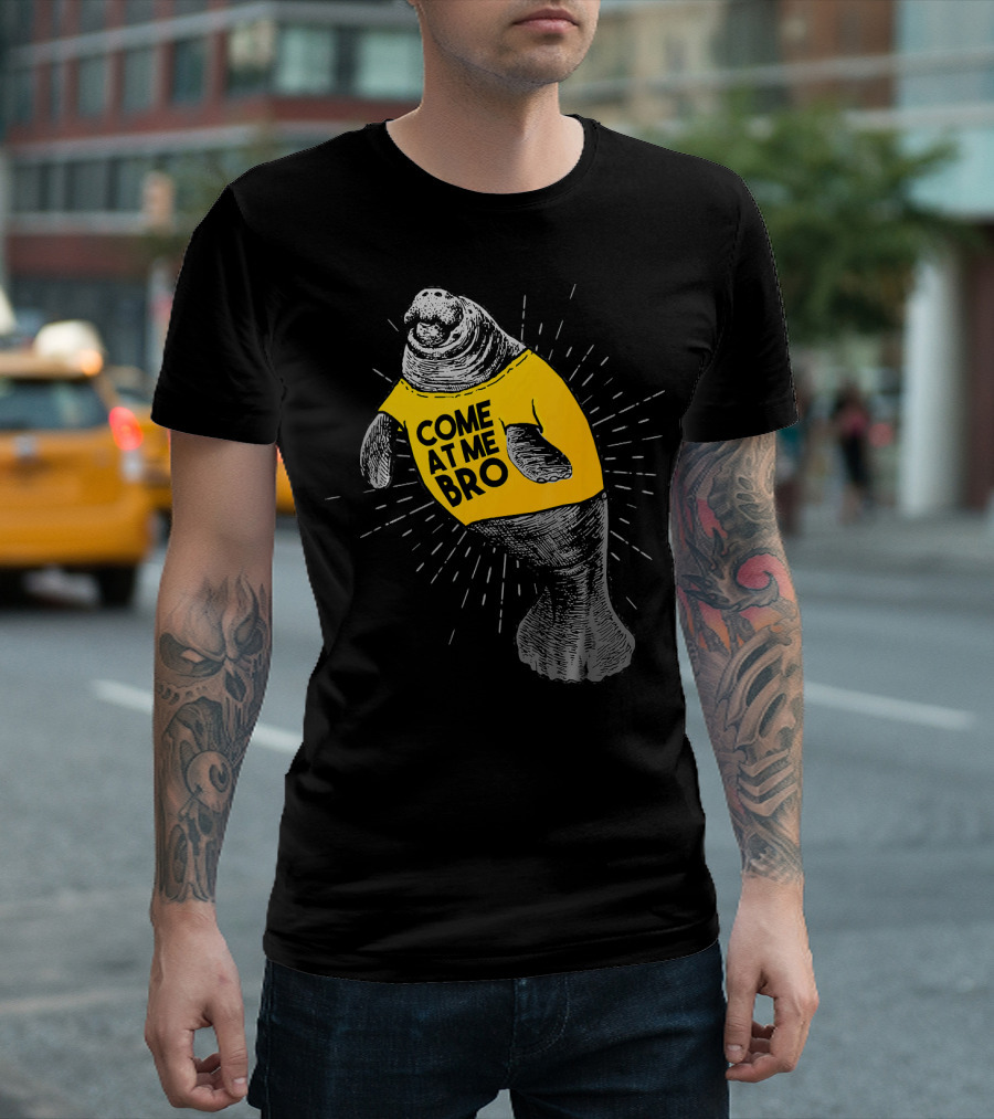 Come At Me Bro Funny Viral Meme Mana Guy T-Shirt