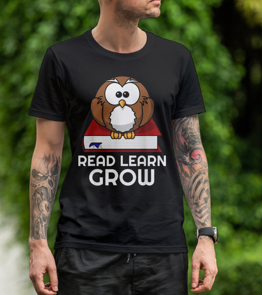 Read Learn Grow Wise Owl Book Stack T-Shirt