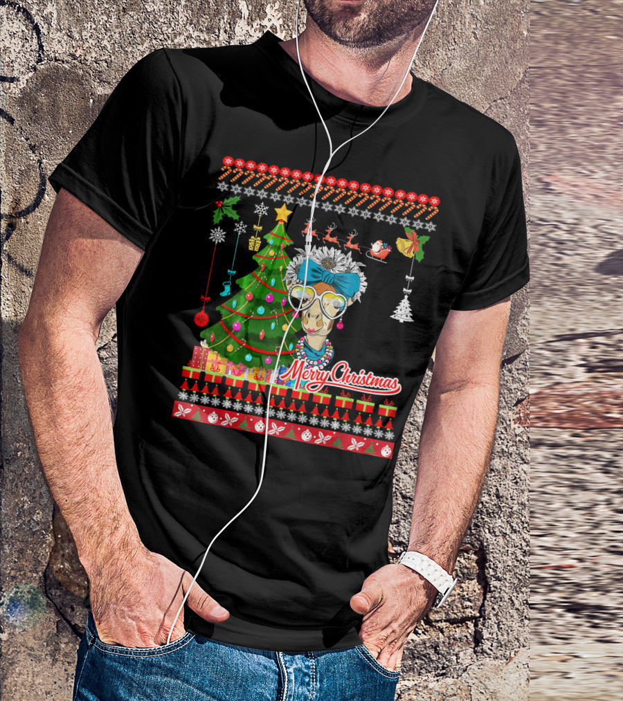 Merry Christmas Giraffe With Tree And Reindeer T-Shirt