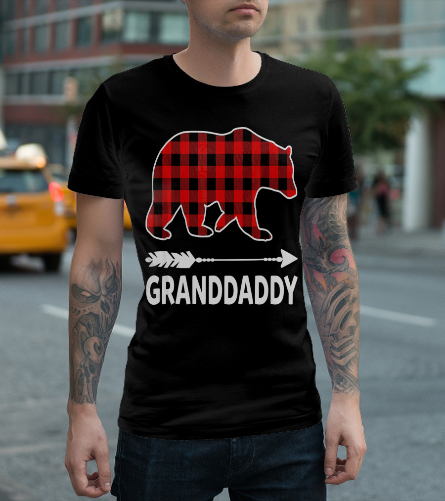 Granddaddy Bear Buffalo Plaid Arrow Red Christmas T-Shirt