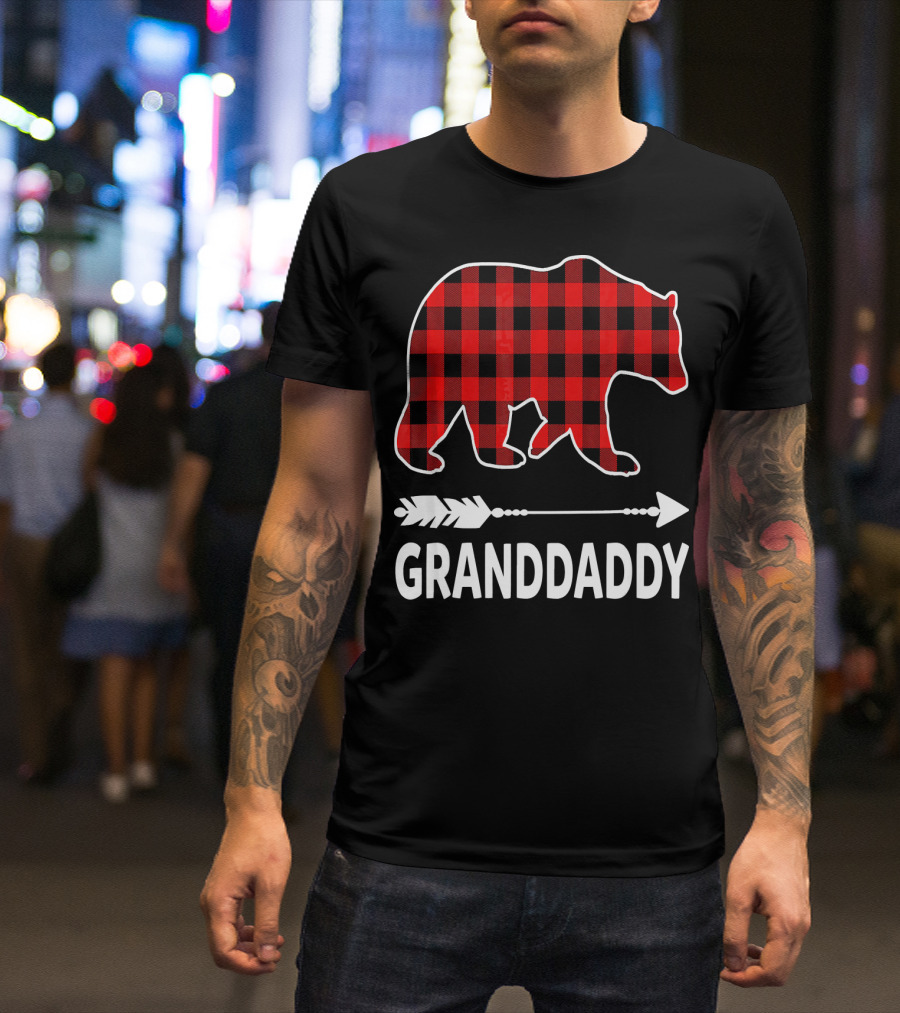 Granddaddy Bear Buffalo Plaid Arrow Red Christmas T-Shirt