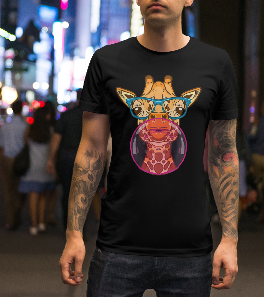 Giraffe Glasses Bubblegum Funny Animal Quirky T-Shirt