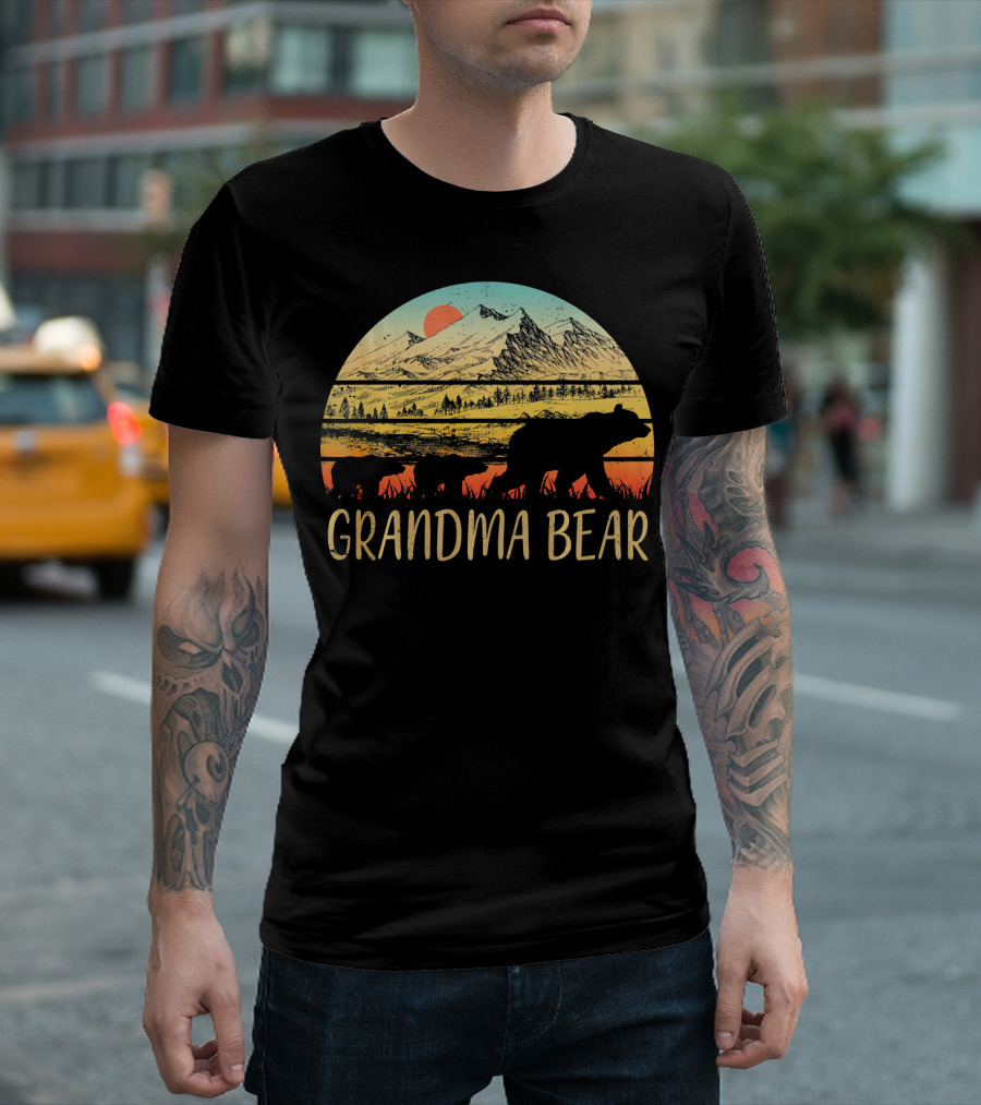 Grandma Bear With Two Cubs Retro Mountain T-Shirt