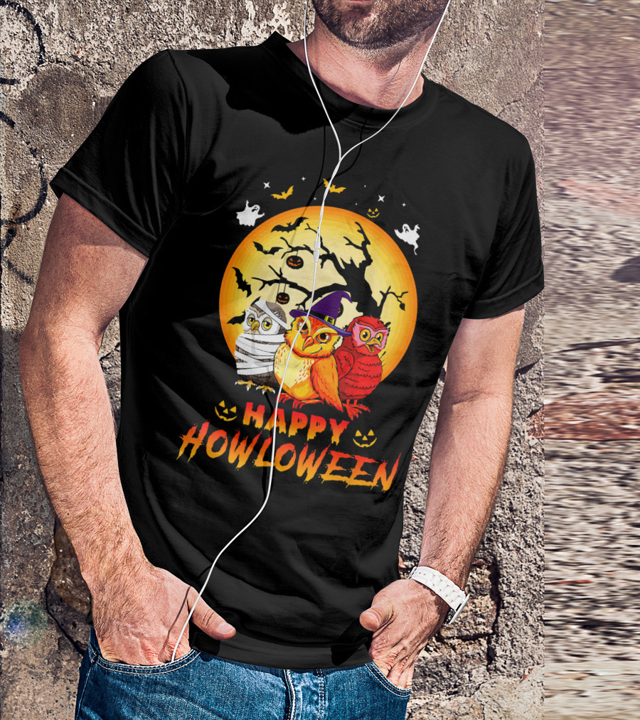 Happy Howloween Three Owls In Halloween Costumes With Full Moon And Bats T-Shirt
