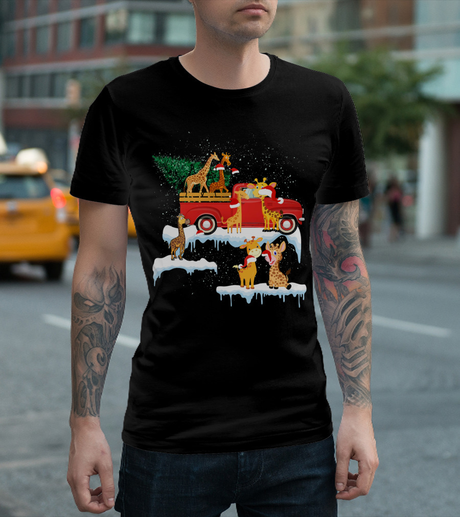 Giraffe Family With Hats On Red Truck With Tree Merry Xmas T-Shirt