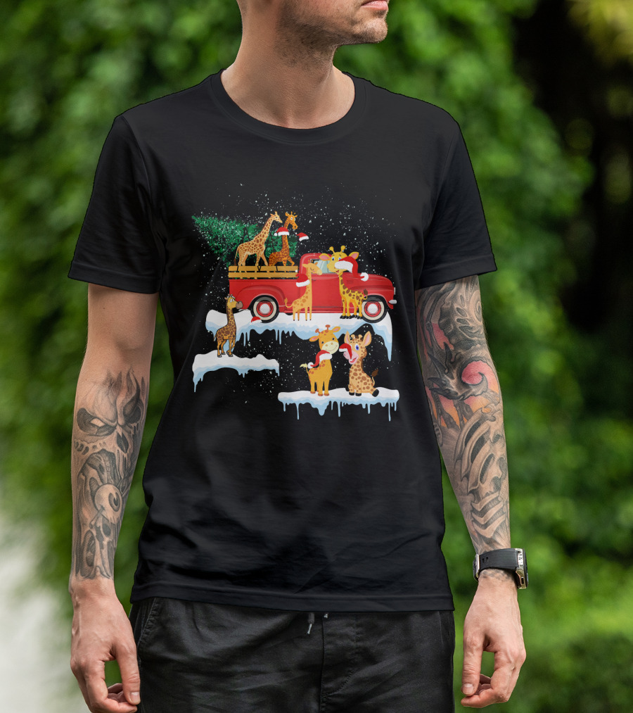Giraffe Family With Hats On Red Truck With Tree Merry Xmas T-Shirt