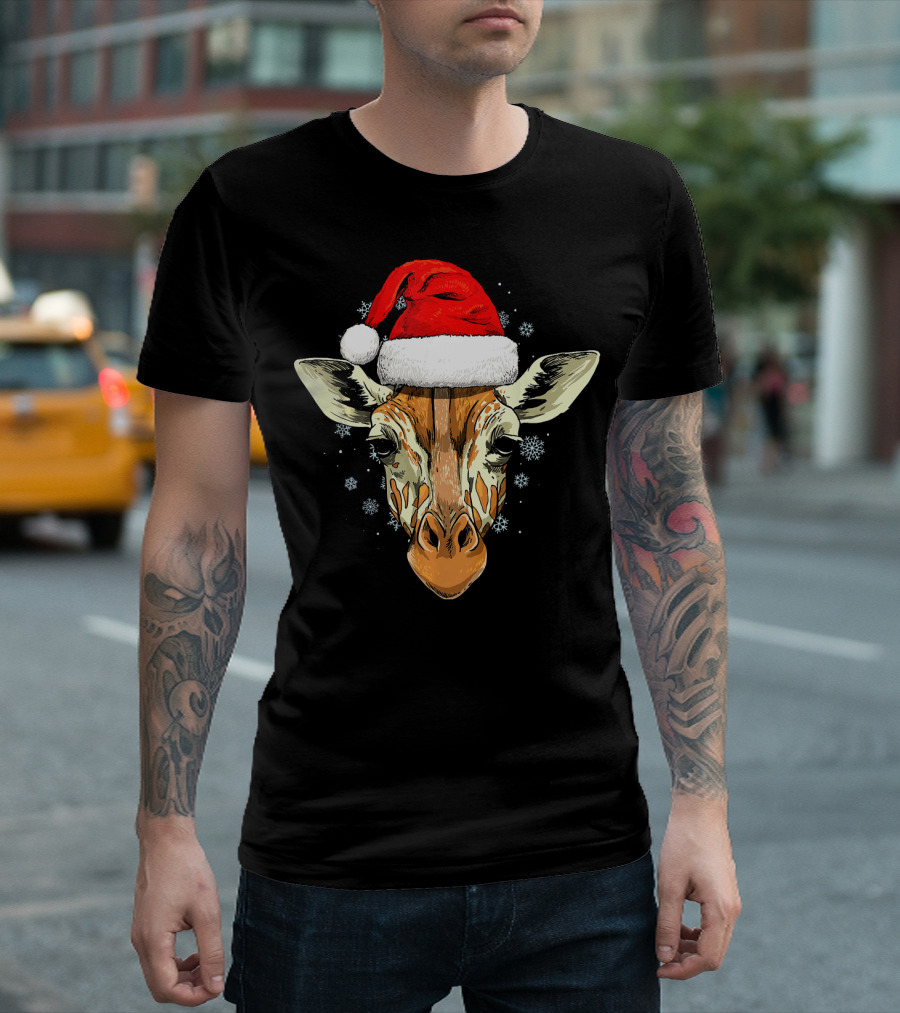 Giraffe Christmas Santa Hat Snowflakes T-Shirt