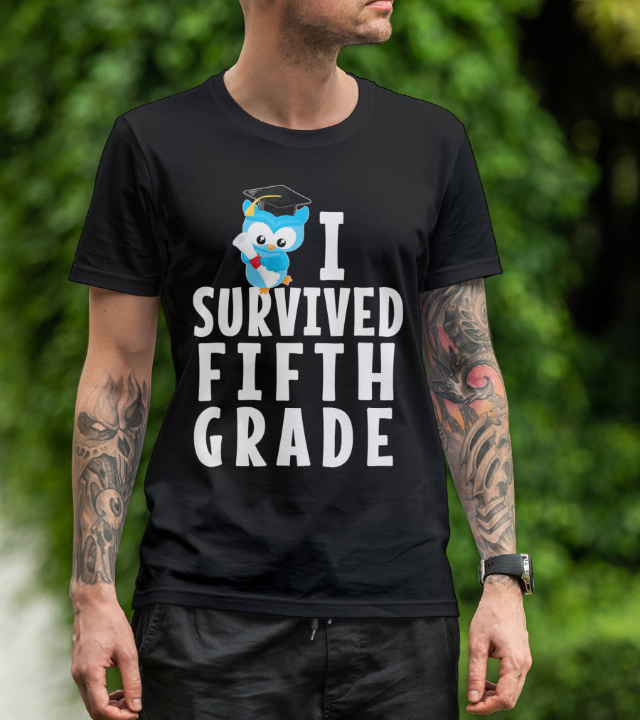 I Survived Fifth Grade Graduation Owl With Cap And Diploma T-Shirt