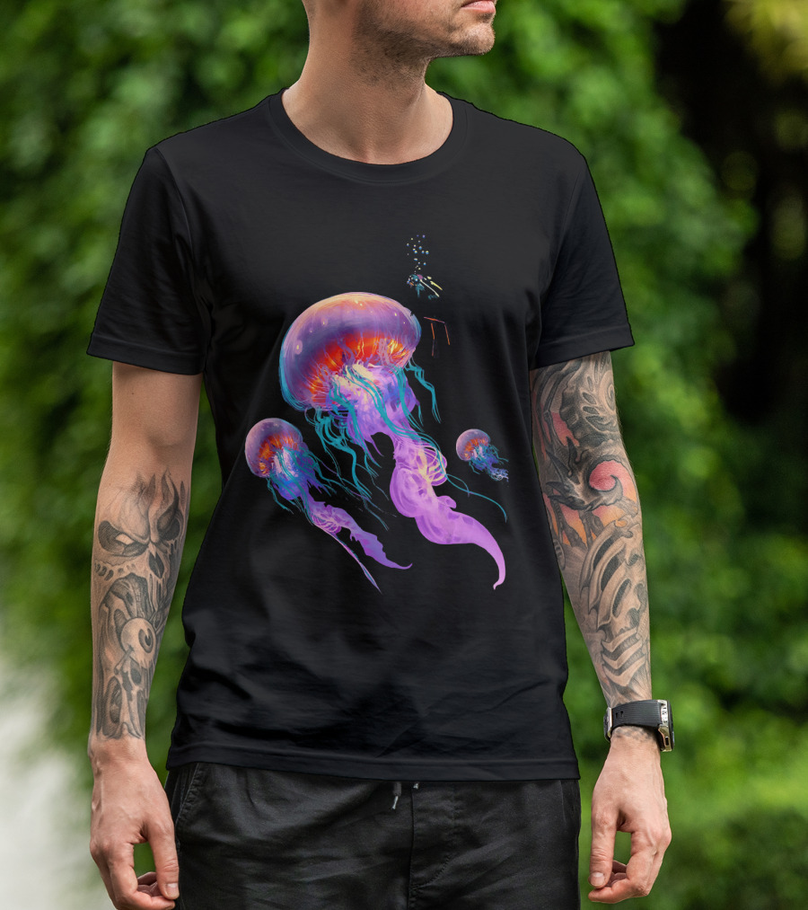 Beautiful Jellyfish Vibrant Marine Creatures T-Shirt