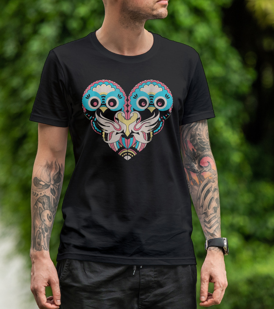 LOVE OWLS Bird Predator Nocturnal Heart Motif T-Shirt