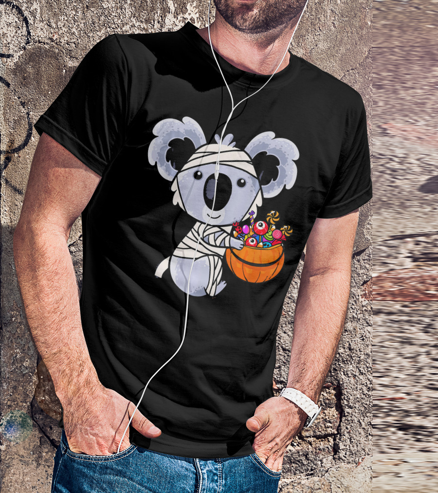 Koala Mummy Holding Jack O Lantern Pumpkin With Halloween Candy T-Shirt