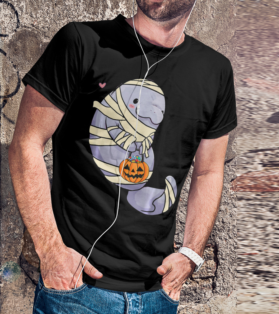 Manatee Mummy Holding Jack O Lantern Pumpkin With Heart T-Shirt