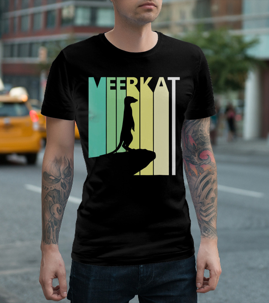 Meerkat Spirit Animal Retro Love Mee T-Shirt