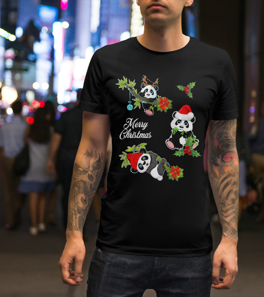 Merry Christmas Panda Chibi With Holly And Santa Hat T-Shirt
