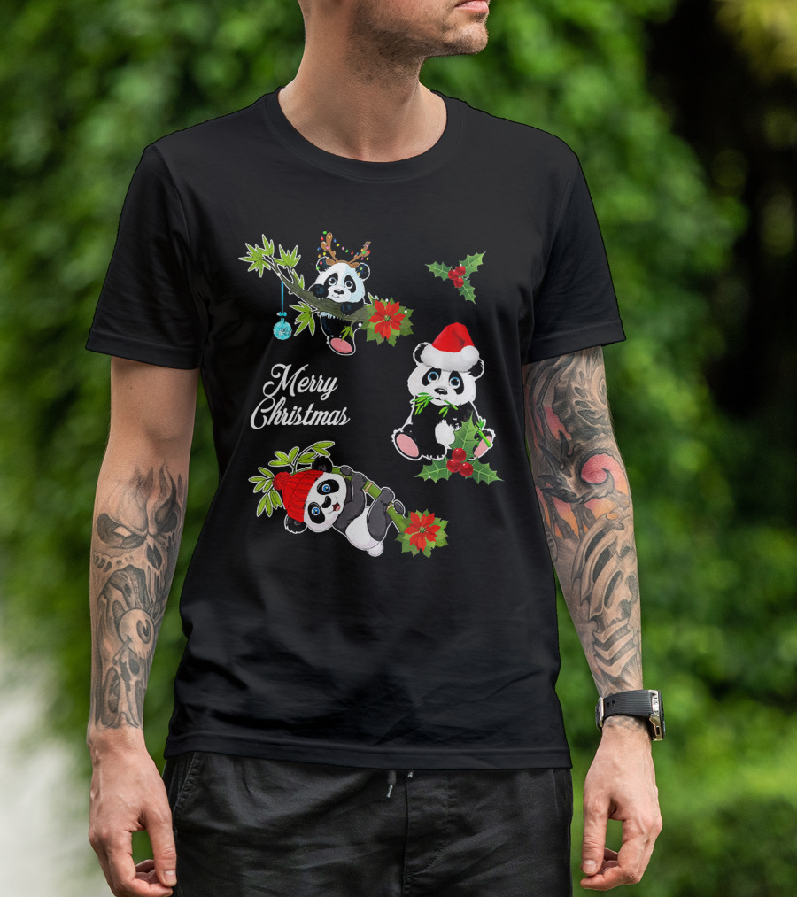 Merry Christmas Panda Chibi With Holly And Santa Hat T-Shirt