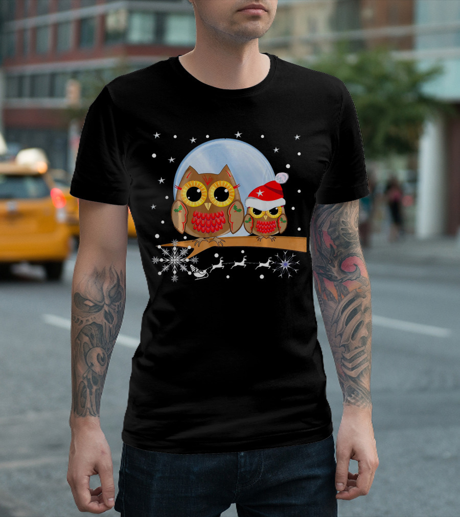 Eager Owl Awaits Christmas With Santa Hat And Snowflakes T-Shirt