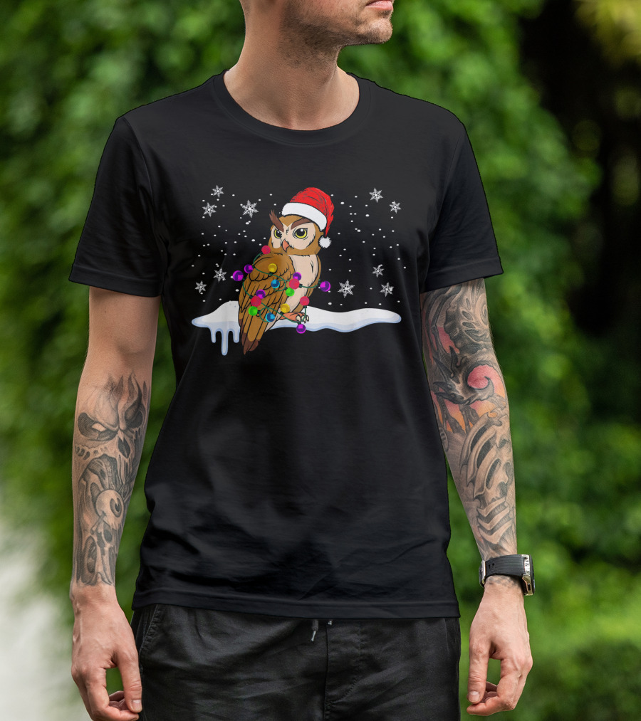 Owl Christmas Santa Hat String Lights Snowflakes T-Shirt