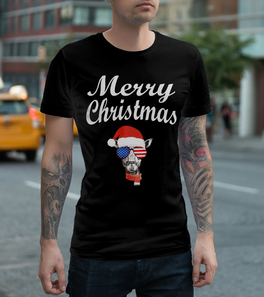 Merry Christmas Santa Hat Patriotic Giraffe With American Flag Sunglasses T-Shirt