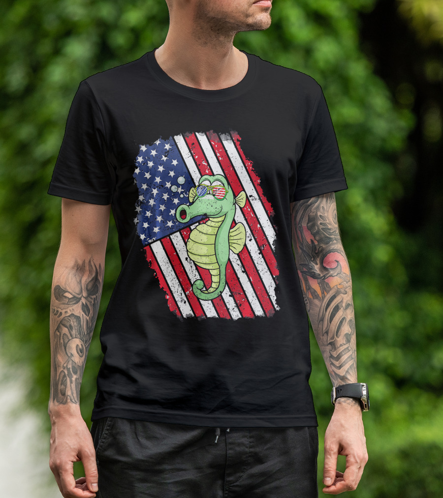 Seahorse Wearing Sunglasses With American Flag Background T-Shirt