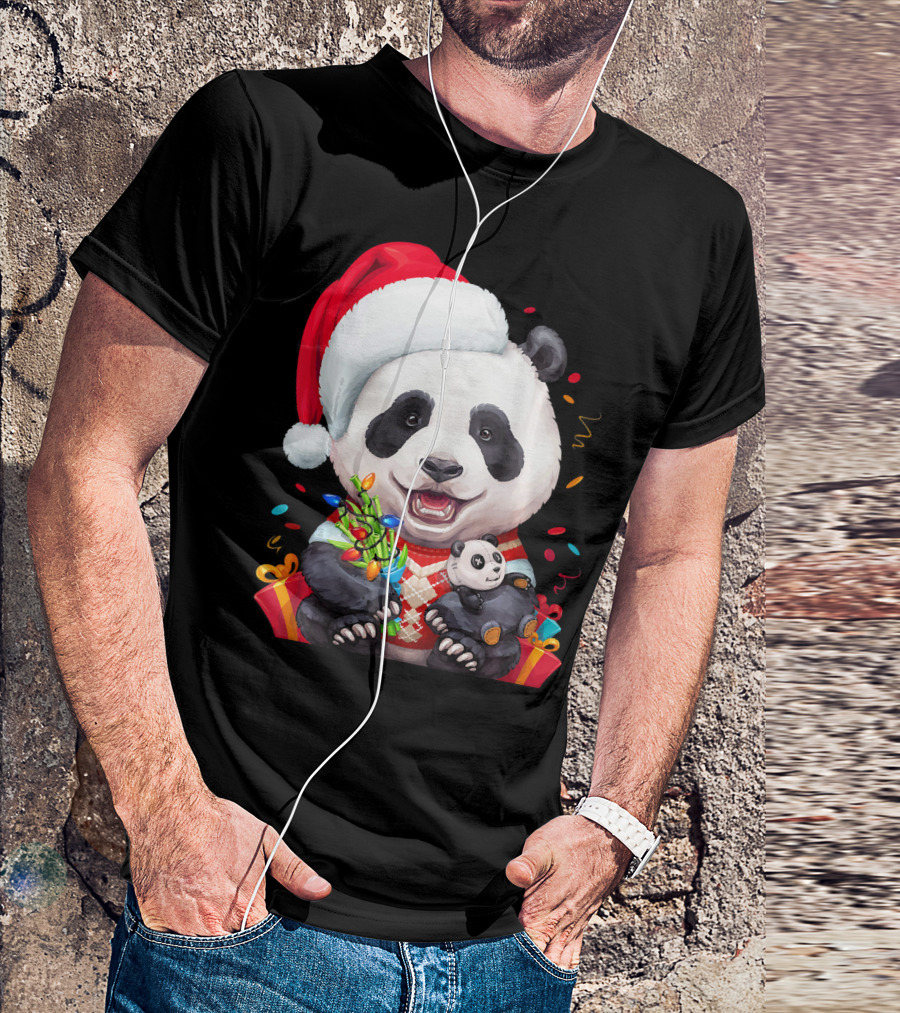 Smiling Giant Panda Bear With Christmas Lights And Santa Hat T-Shirt