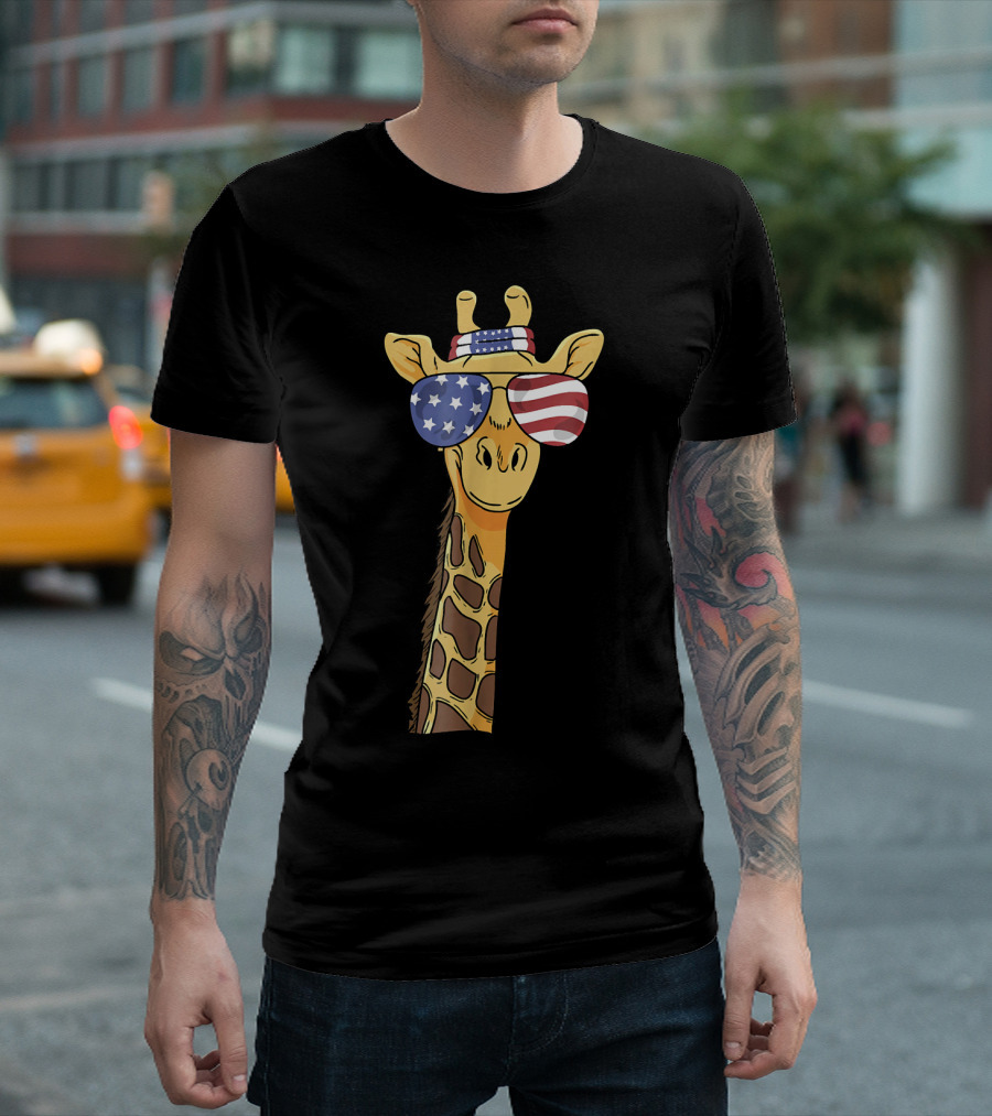 USA Patriotic Giraffe With American Flag Sunglasses And Headband July T-Shirt