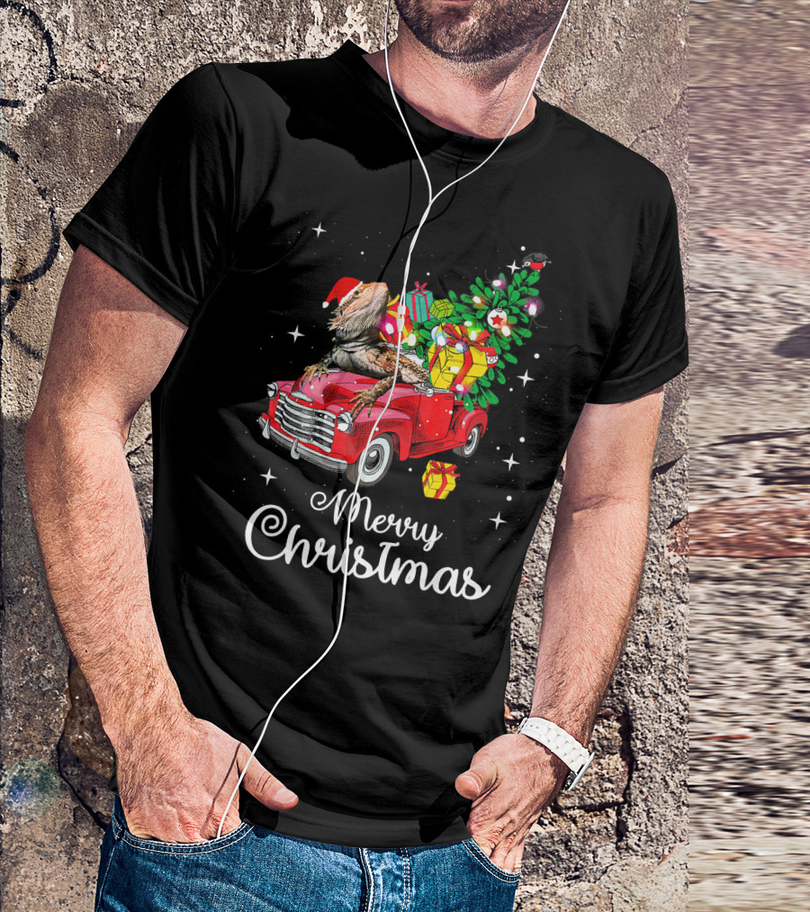 Merry Christmas Bearded Dragon Riding Red Truck With Gifts And Tree T-Shirt