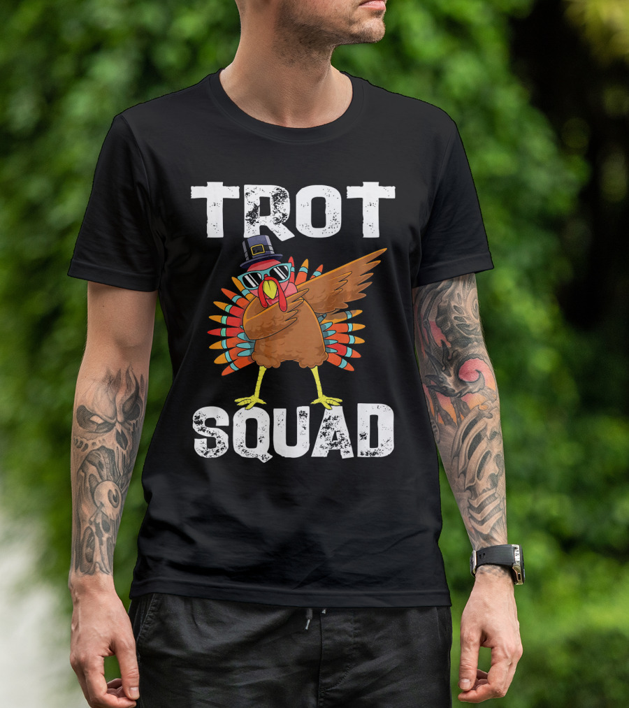 Cute Turkey Dabbing Trot Squad Thanksgiving 5k 10k T-Shirt