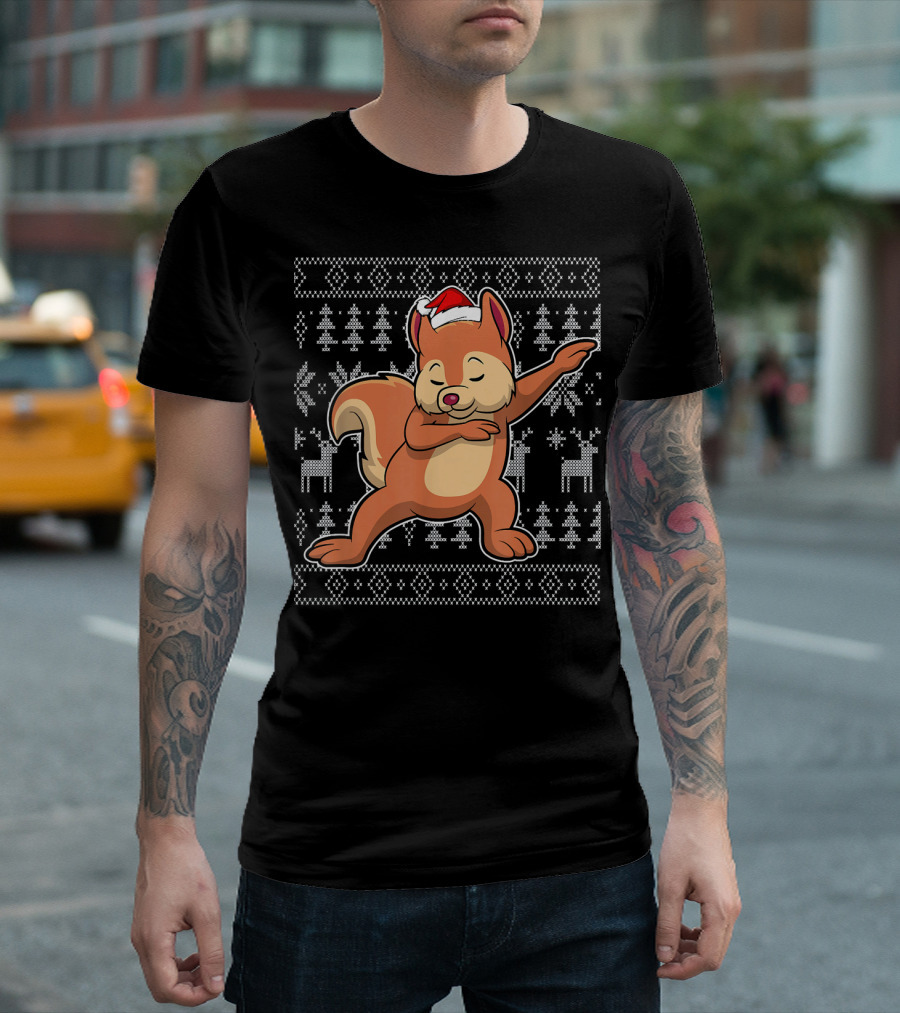 Dabbing Squirrel Christmas Sweater Santa Hat T-Shirt