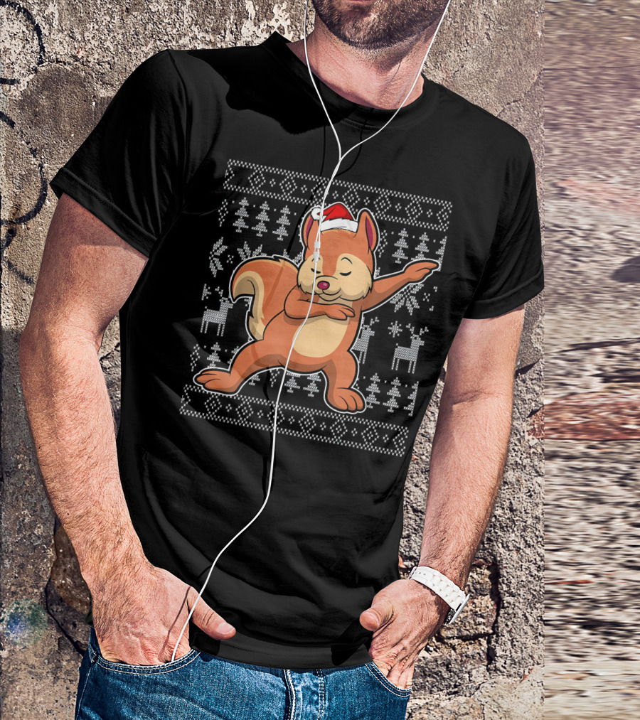 Dabbing Squirrel Christmas Sweater Santa Hat T-Shirt