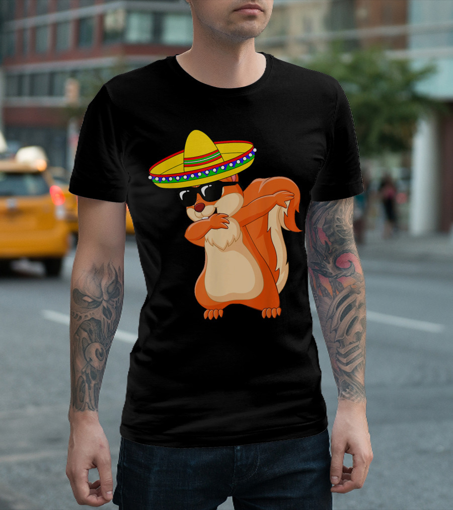 Dabbing Squirrel Sombrero Cinco De Mayo T-Shirt